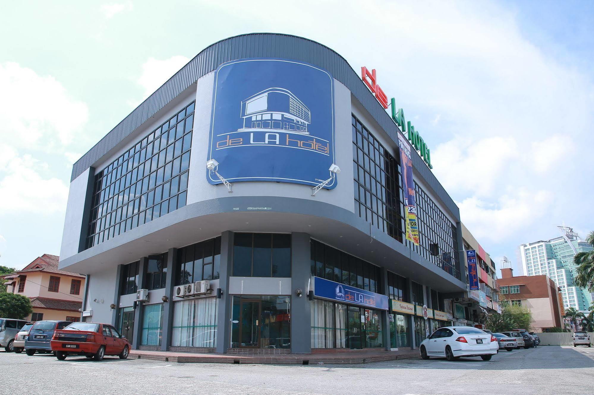 De La Hotel Kuantan Esterno foto